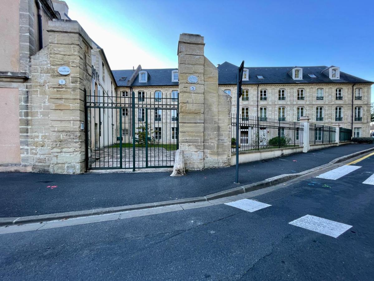 Le Monastere Lägenhet Bayeux Exteriör bild